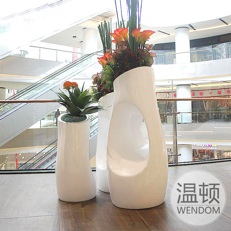 江苏无锡玻璃钢商场组合花盆成创意景观