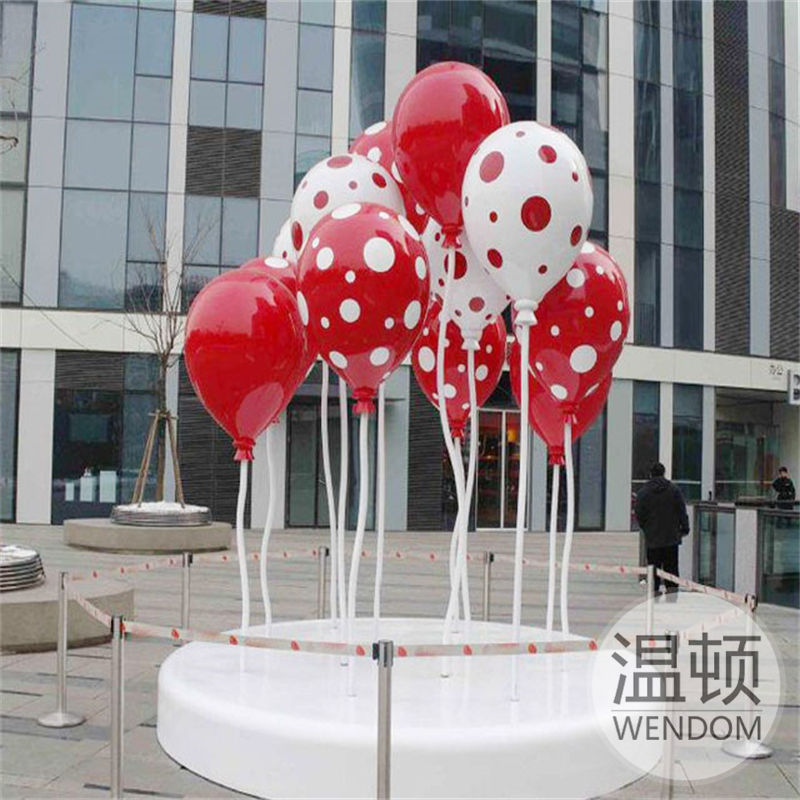 玻璃钢大型仿真热气球雕塑商场景区美陈展览户外装饰糖果礼盒摆件